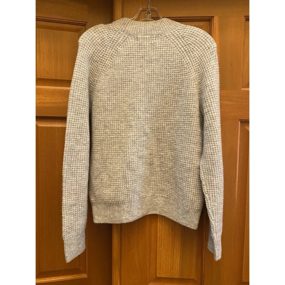 NWT Banana Republic AIRE WAFFLE-KNIT SWEATER Yarn Gray Medium Chunky Knit